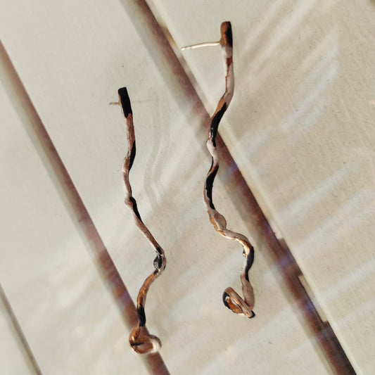 Uzun Soyut Yılan Küpe