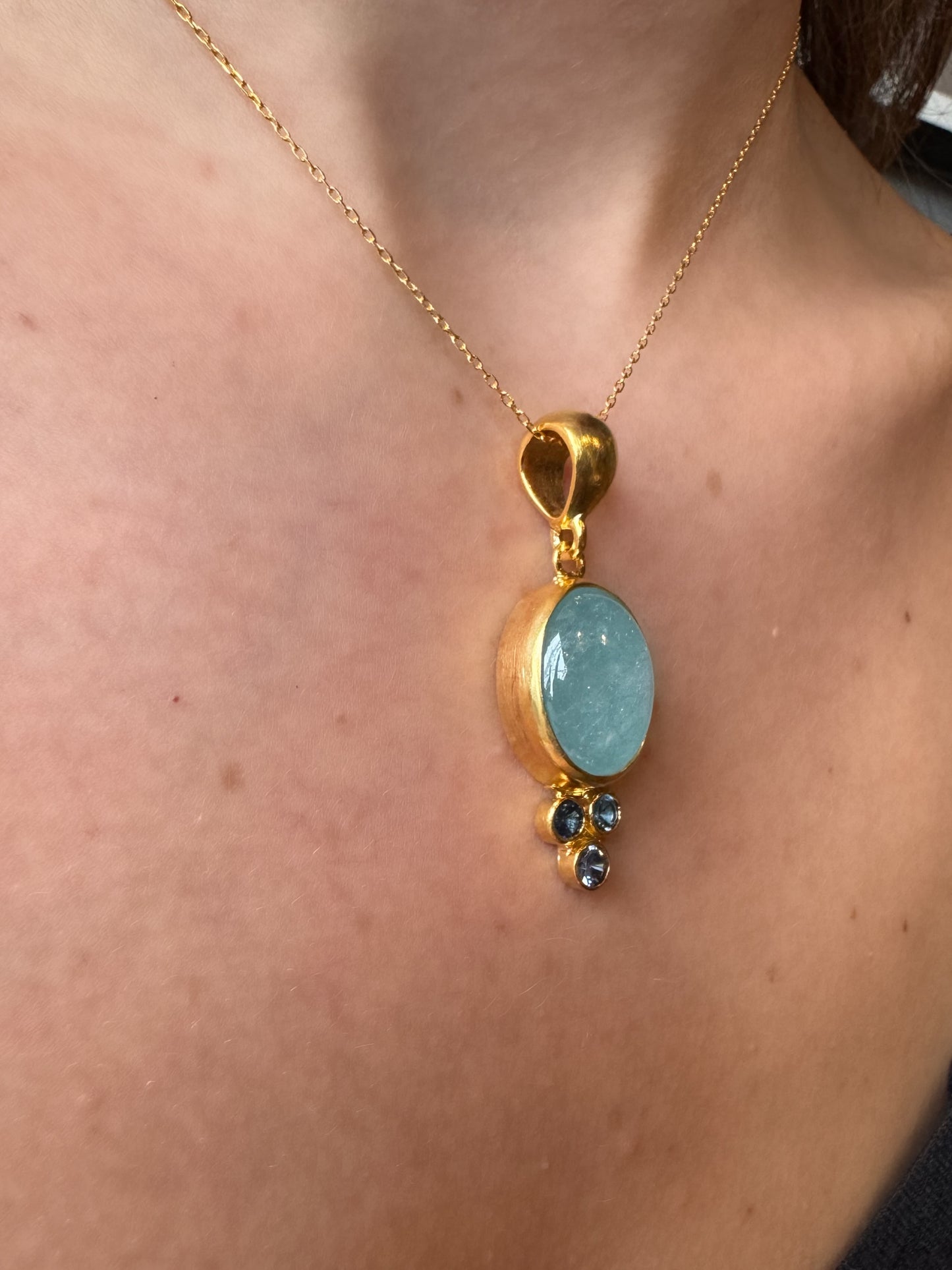 Akuamarin ve Topaz Taşlı Altın Otantik Kolye