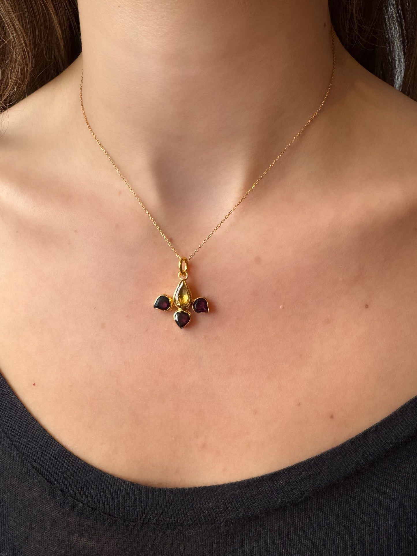 Sitrin ve Granat Taşlı Altın Otantik Kolye