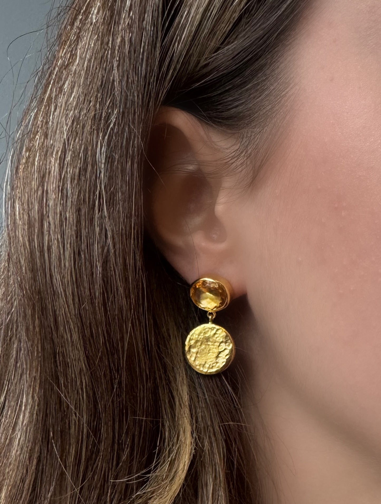 Otantik Dövme 24 Altın Sitrin Taşlı Küpe