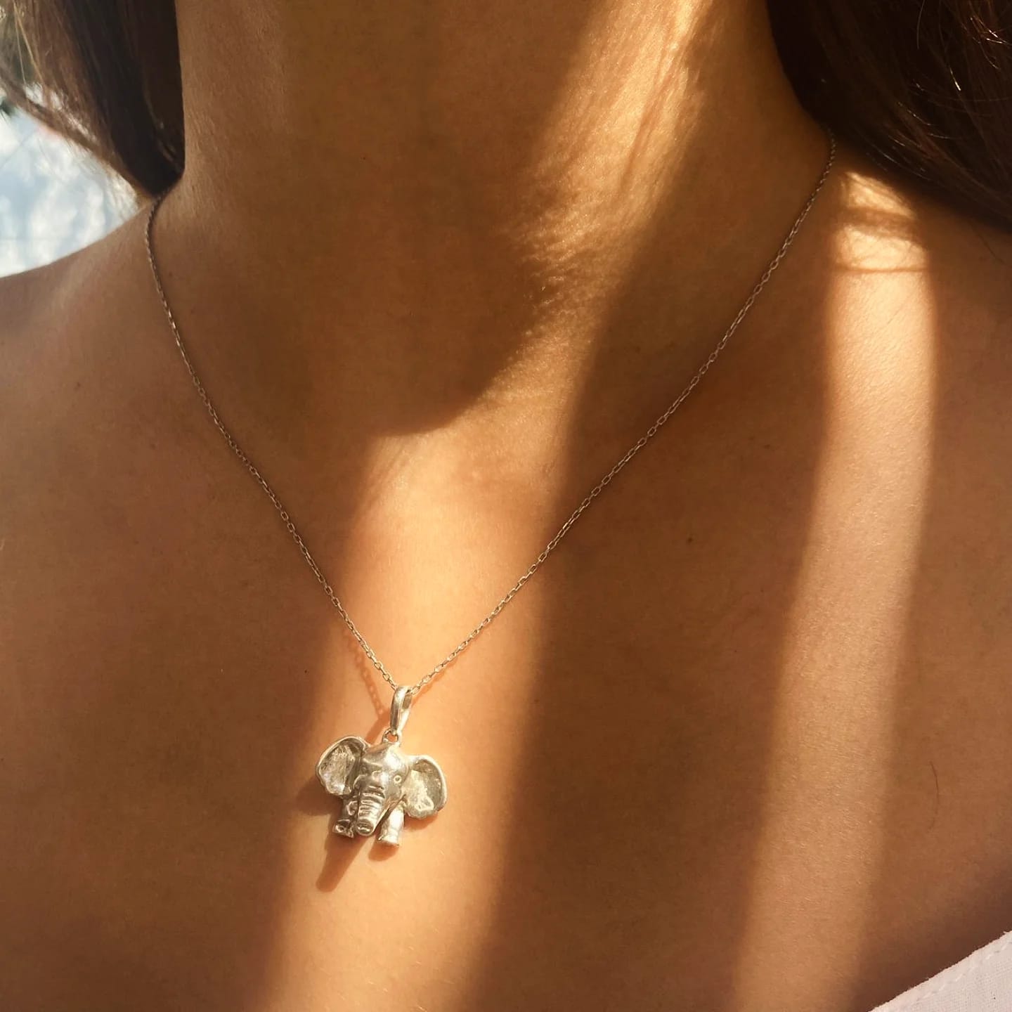 Yavru Fil Minimal Vintage Kolye