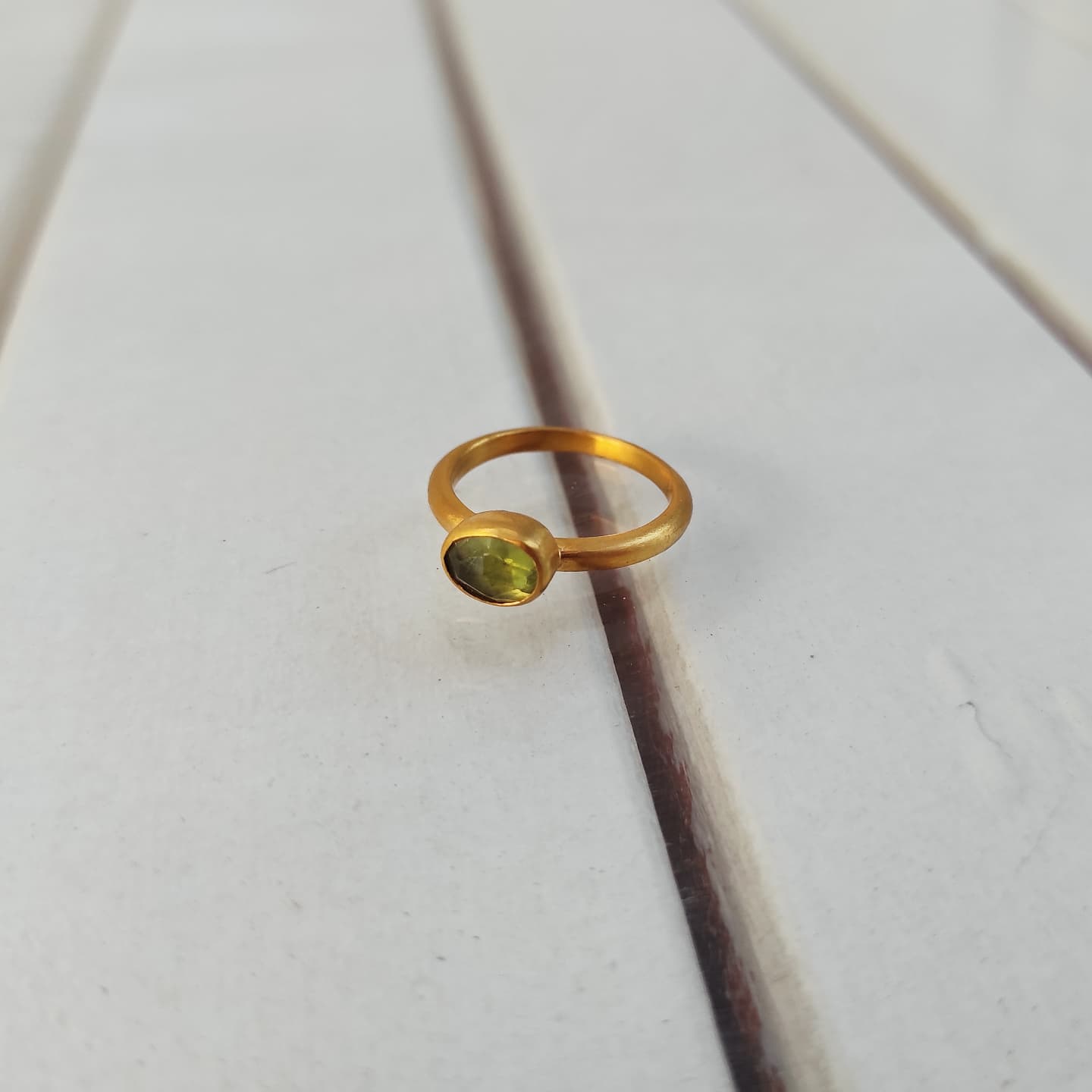 Peridot Altın El İşi Otantik Yüzük