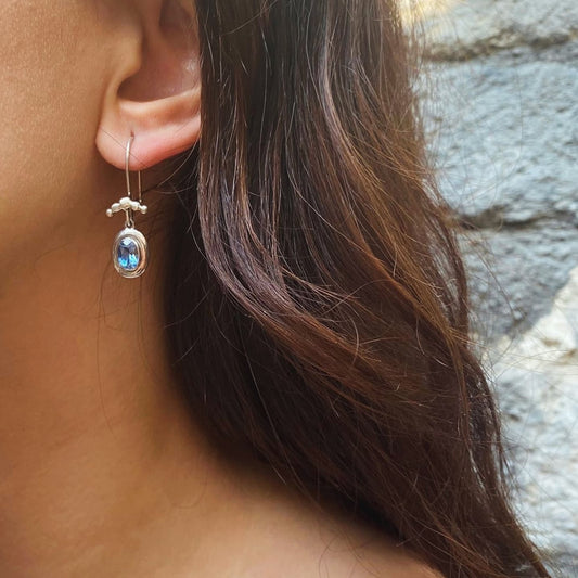 Topaz Taşlı Gümüş Küpe
