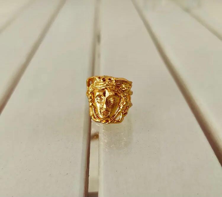 Medusa Ring