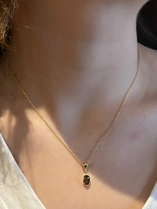 Kahverengi Turmalin Taşlı Gümüş Mini Güverseli Kolye